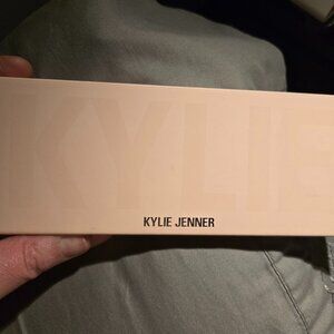 Kylie Jenner NIB Pallet